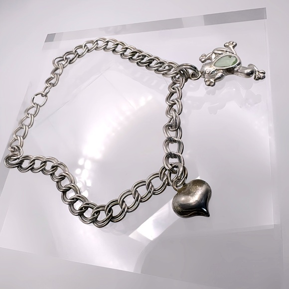 Vintage Jewelry - VTG Sterling Silver Charm Bracelet with Two Sterling Silver Charms and Gem